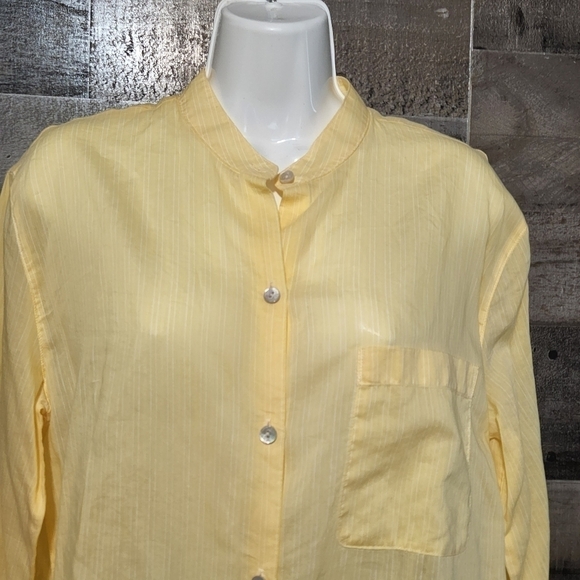 New Vince Fine Stripe Silk-blend Woven Shirt - Picture 4 of 9